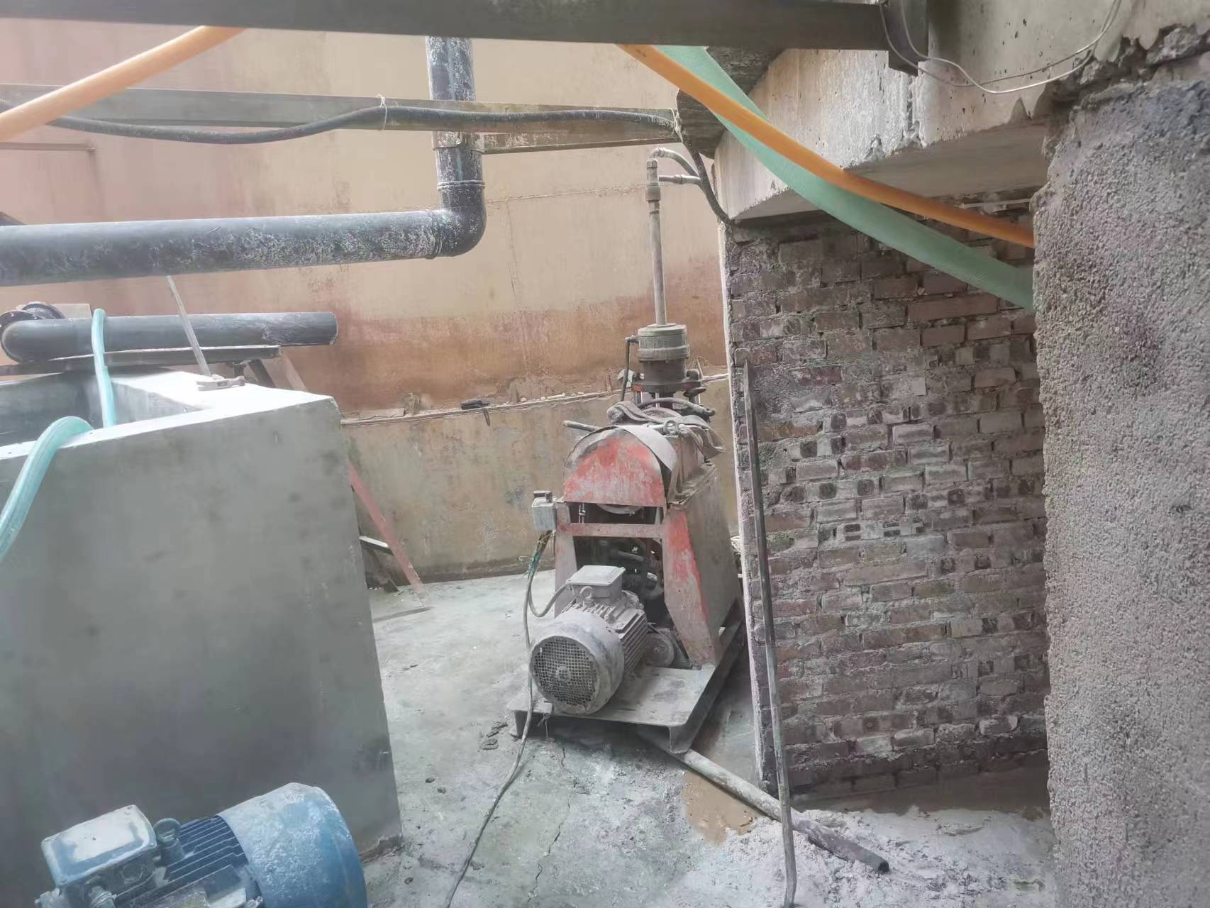 平舆设备基础注浆